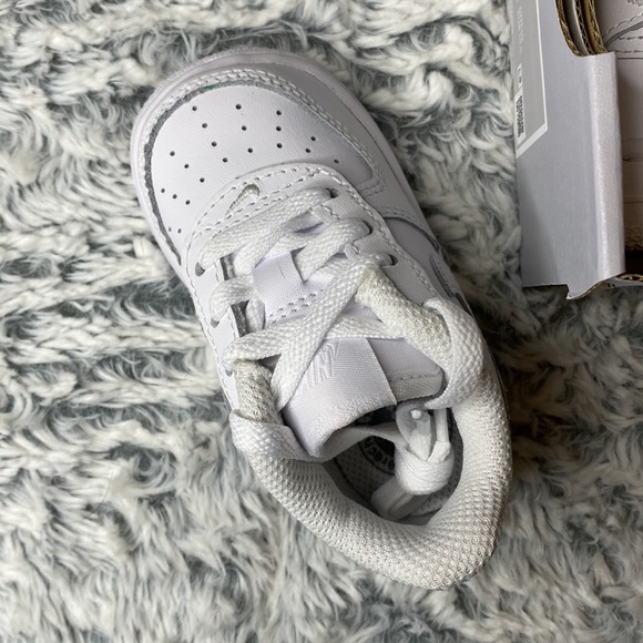 Nike Air Force 1s - Baby 4C White - Picture 3 of 3